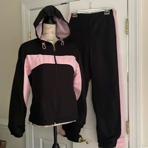 Lady foot locker athletic jacket and pant